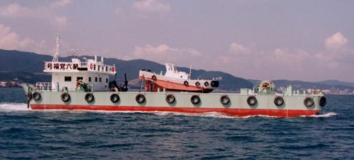 クローラー搭載バージ